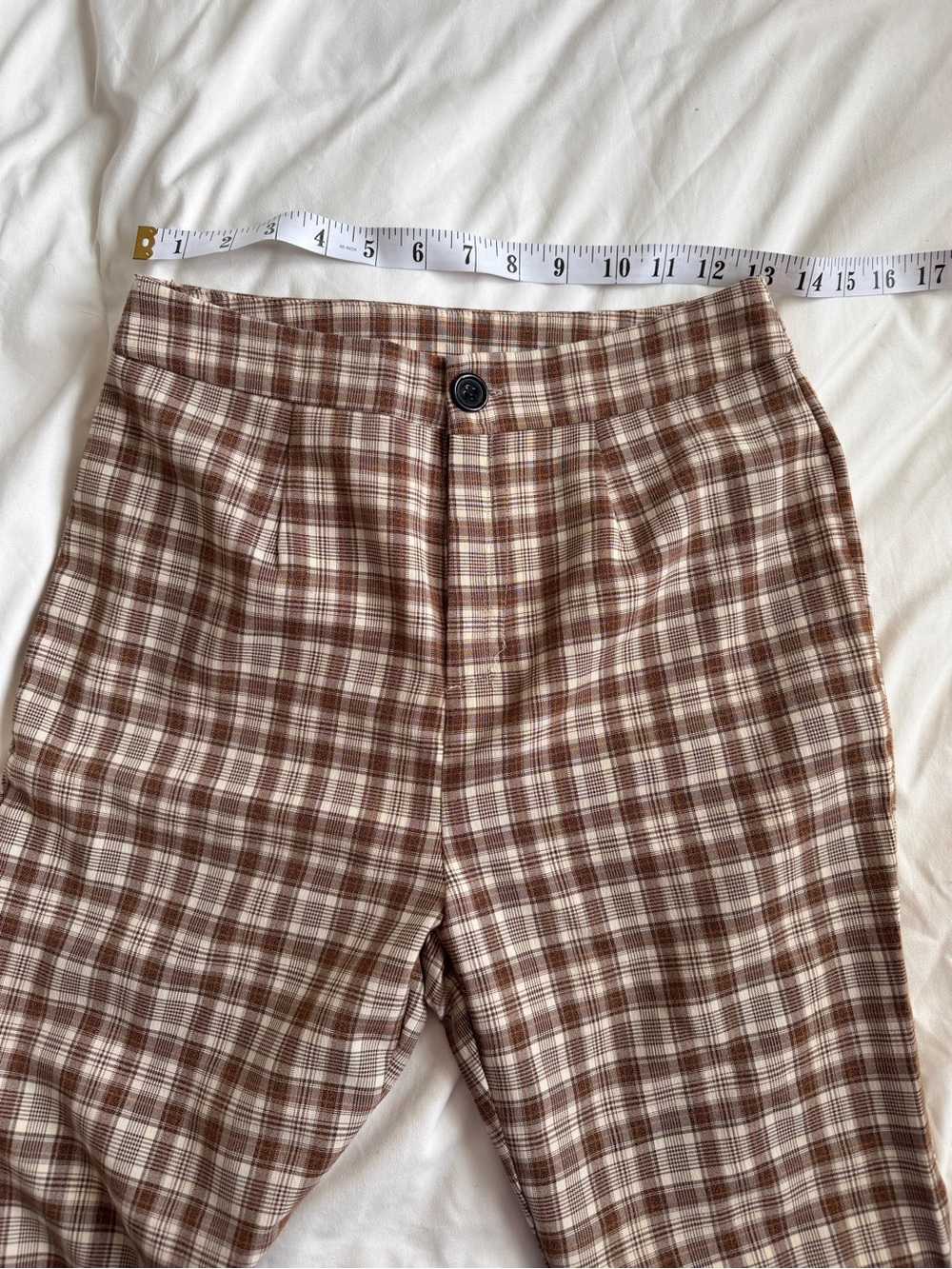 Women’s plaid pants